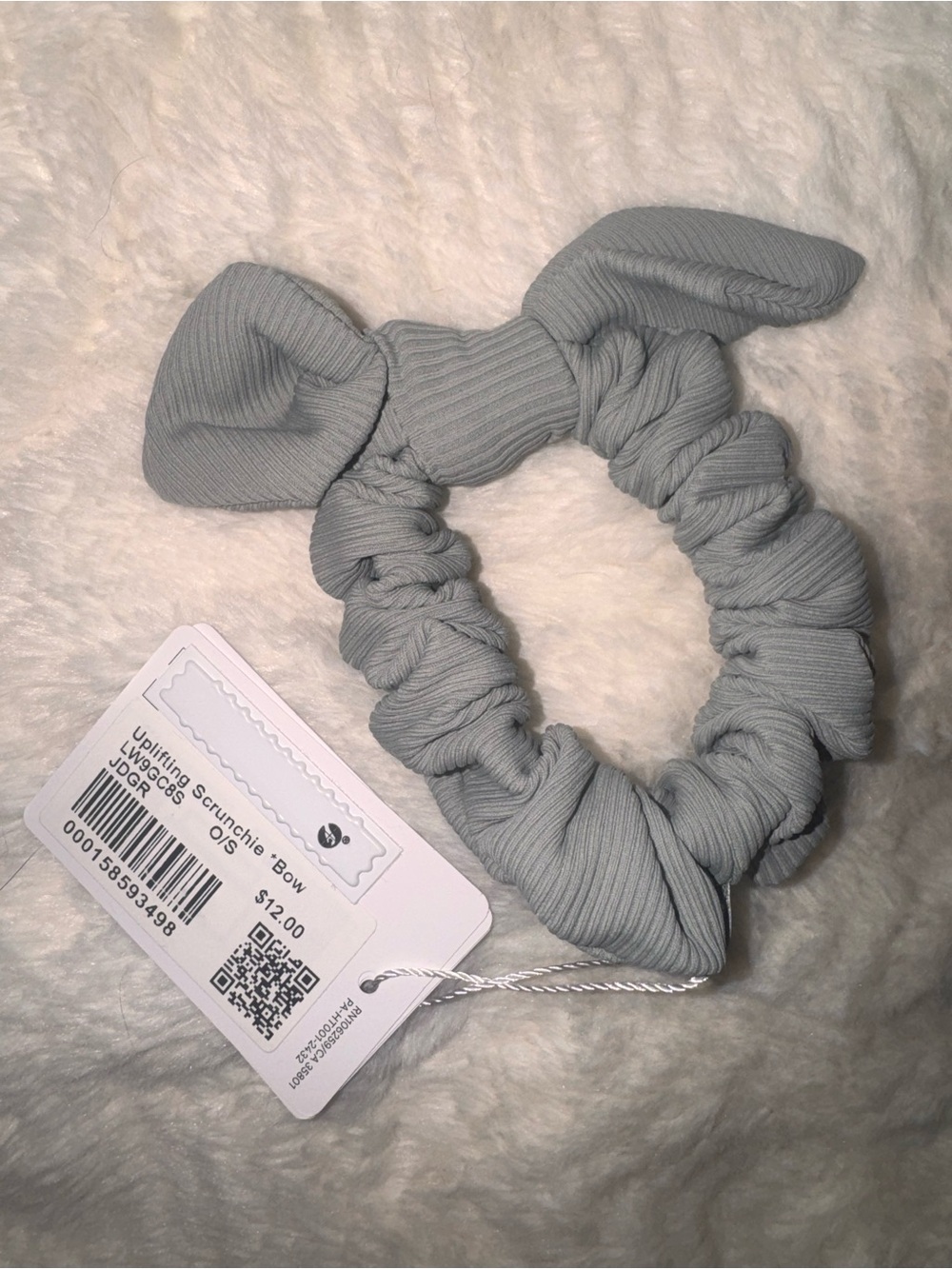 Lululemon Uplifting Bow Scrunchie in Sold Out Jade Grey